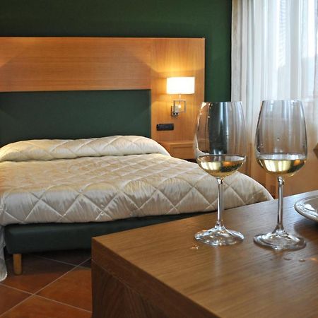 Mingone Hotel Ristorante Isola di Liri 객실 사진