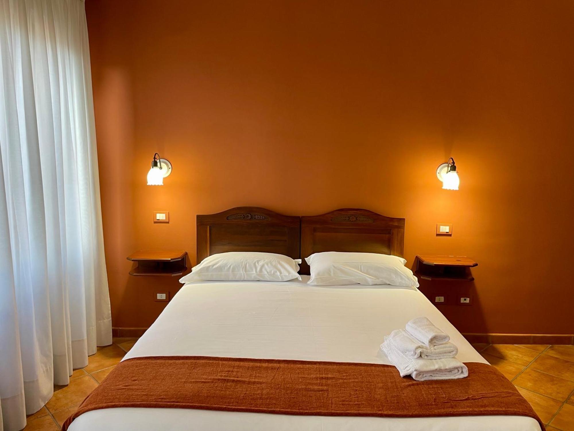 Mingone Hotel Ristorante Isola di Liri 외부 사진