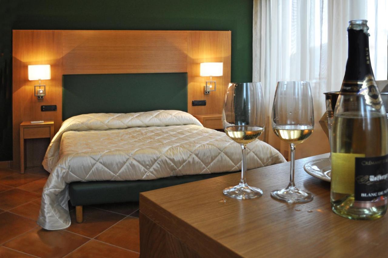 Mingone Hotel Ristorante Isola di Liri 객실 사진